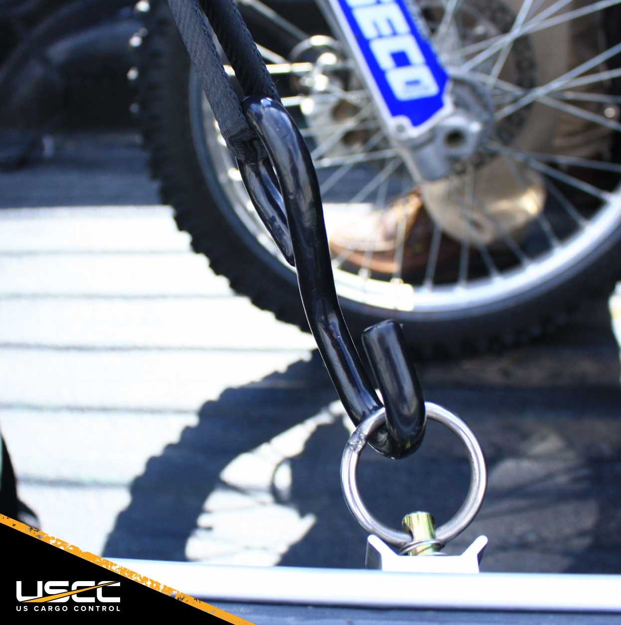 1 inch x 10 foot Ratchet Strap with SHooks Motorcycle Ratchet Strap image 9 of 9