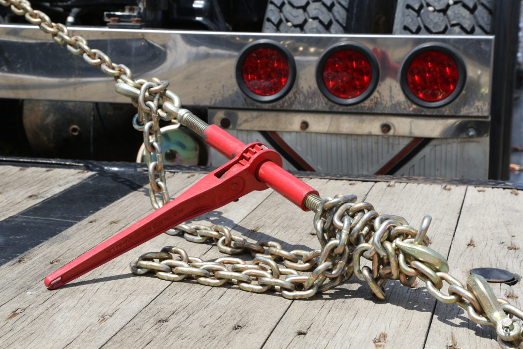 Tips for Avoiding Injury with a Lever Load Binder