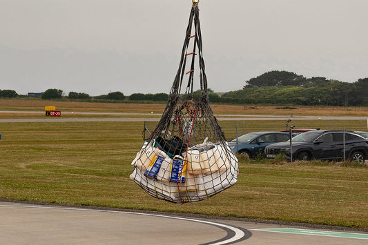 How to Use a Cargo Lifting Net