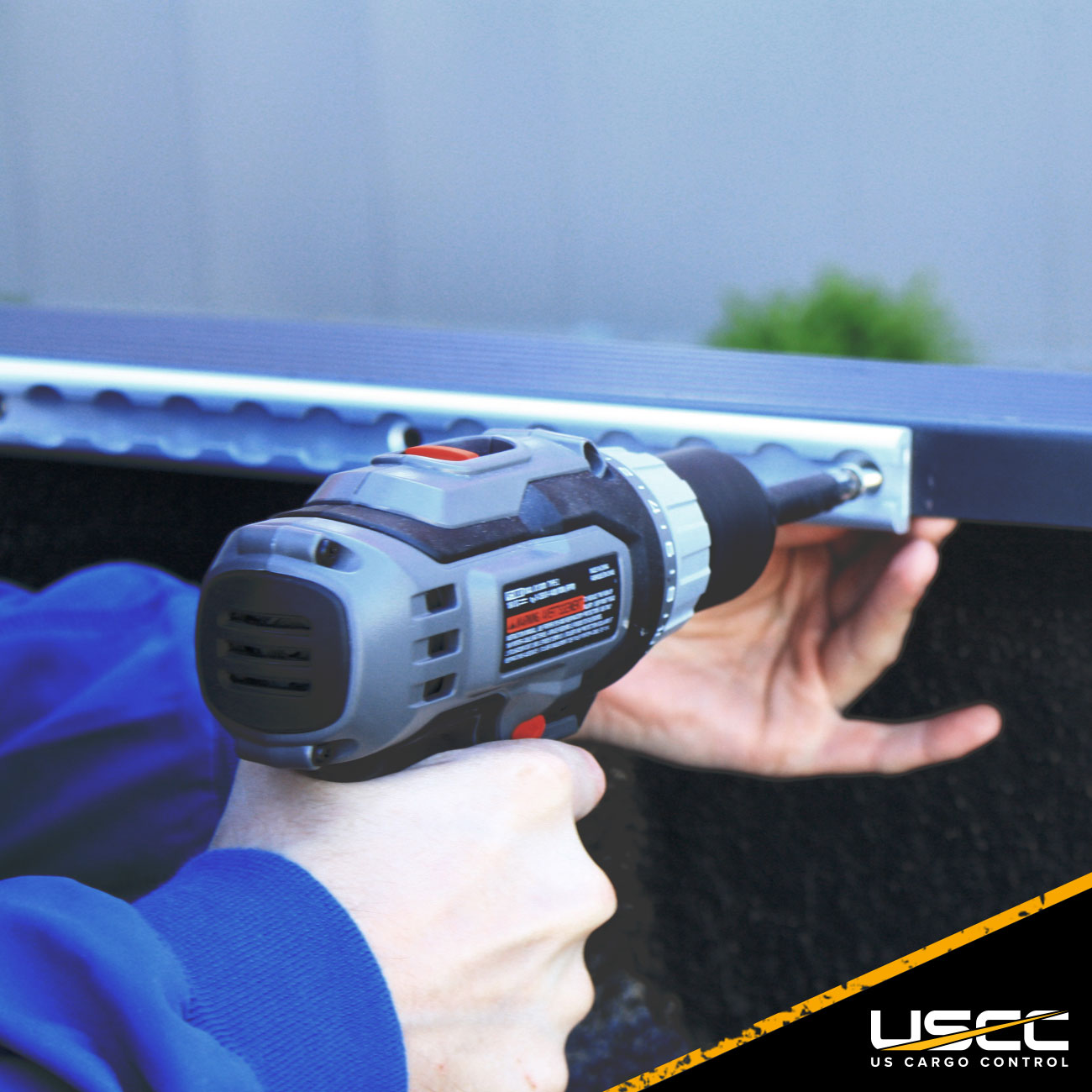 Airline-Style L Track Fastener Pack 1-1/2" Bolts w/ Nut & Washer | 40-Pack Image 7 of 9