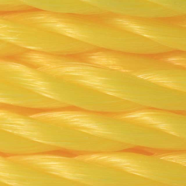 5/16" Twisted Polypropylene Rope (600') - image 2