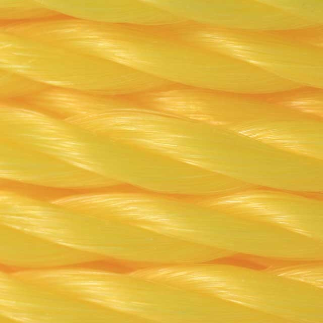 1/4" Twisted Polypropylene Rope (600') - image 2